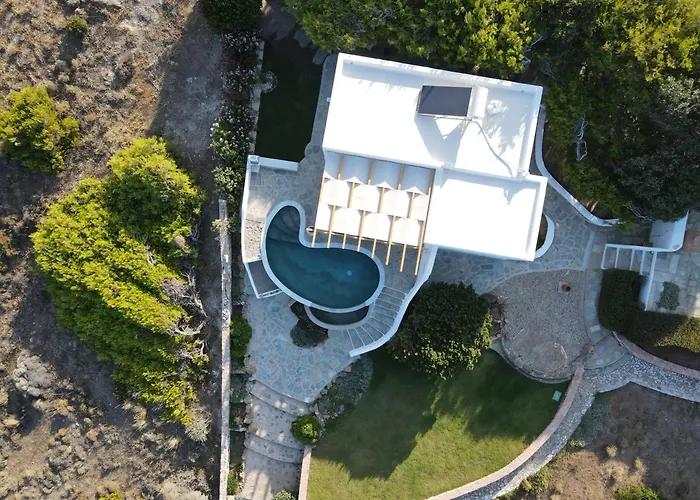 Seafront Villa Polyxene