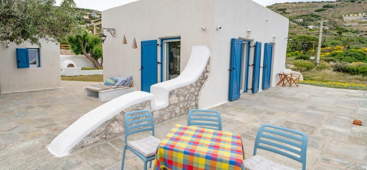 Seafront Polyxene Apartment *